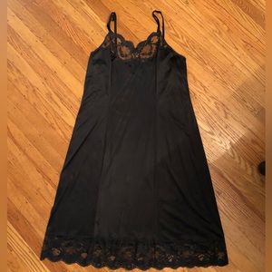 Vintage black slip Vanity Fair size 40